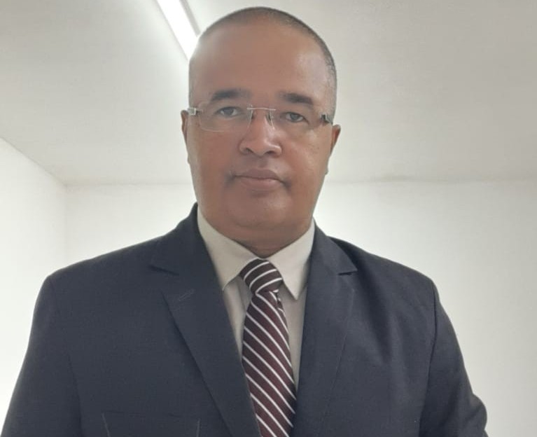 Dr. Ricardo Pereira